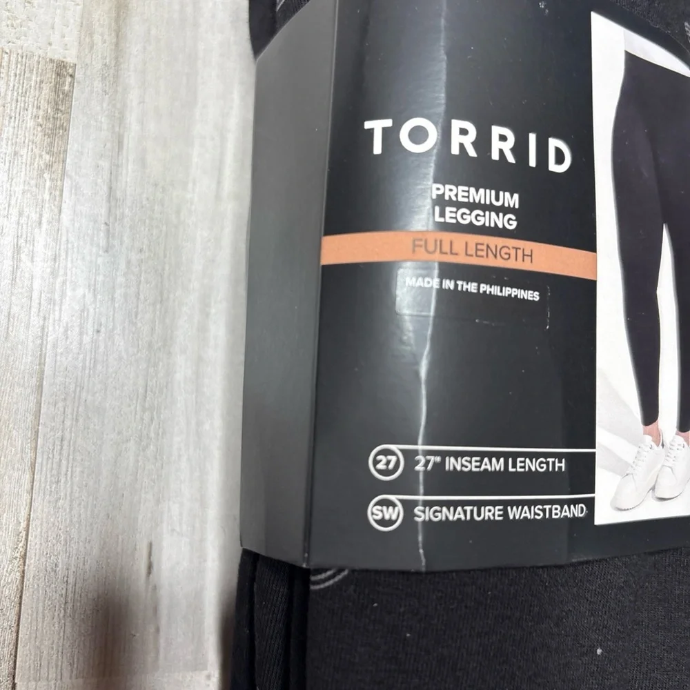 Torrid Full Length Signature Waist Premium Guided By Stars Black Leggings 3X - Picture 6 of 15